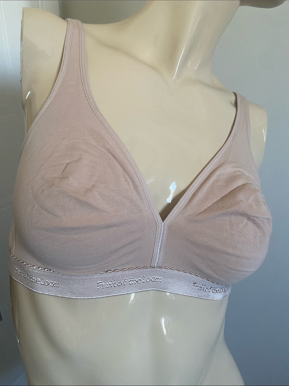38A Fruit of the Loom Light Pink Wirefree V-Neck Bra